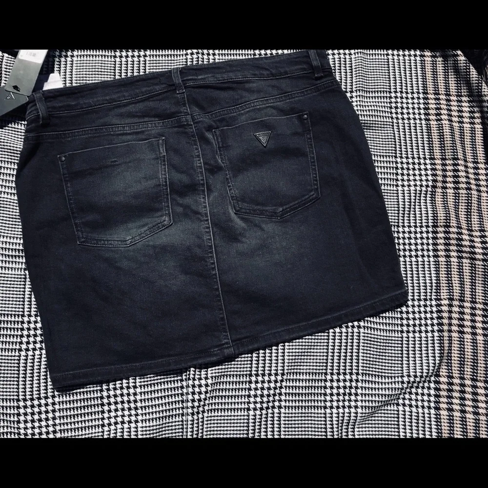 Retro Black Dark Wash Denim Guess Biker Mini Skirt with Tags
